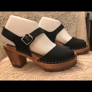 Black genuine leather Mia Greta Clogs size 39